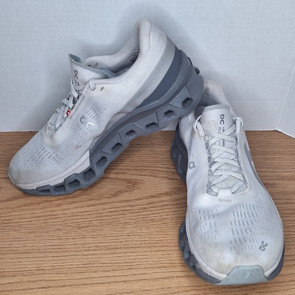 âOn Cloudmonster 2 Womens Running Shoes Frost Rock Grey Silver Max Cushion - 9
